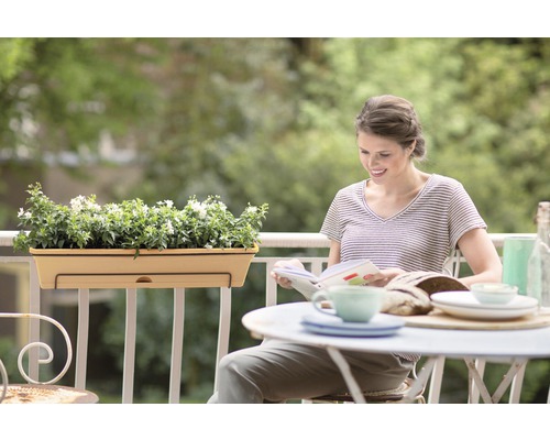 elho Green Basics all-in-1 bloembakset, kunststof, 68,5 x 18 x 16,5 cm, terracotta, inclusief beugel en schotel