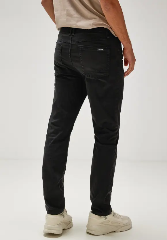 Slim Fit Hose - Black