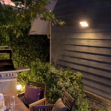 Philips Hue verstraler Discover zwart - wit en gekleurd licht 30W