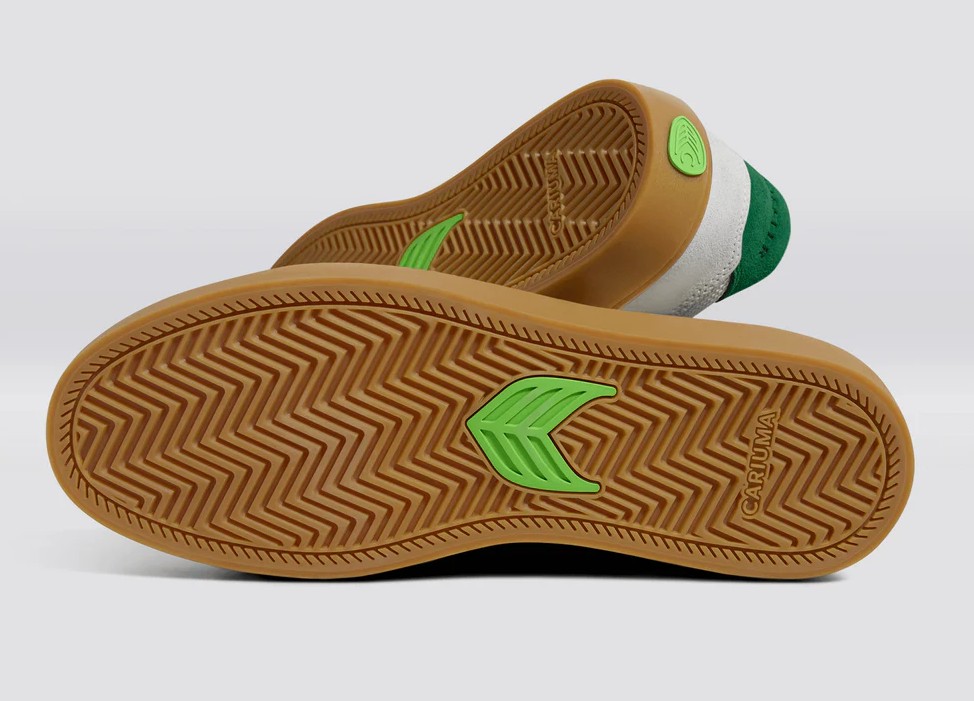 Cariuma T20 Pro Gum Smoke White Green 5 US / 37 EU
