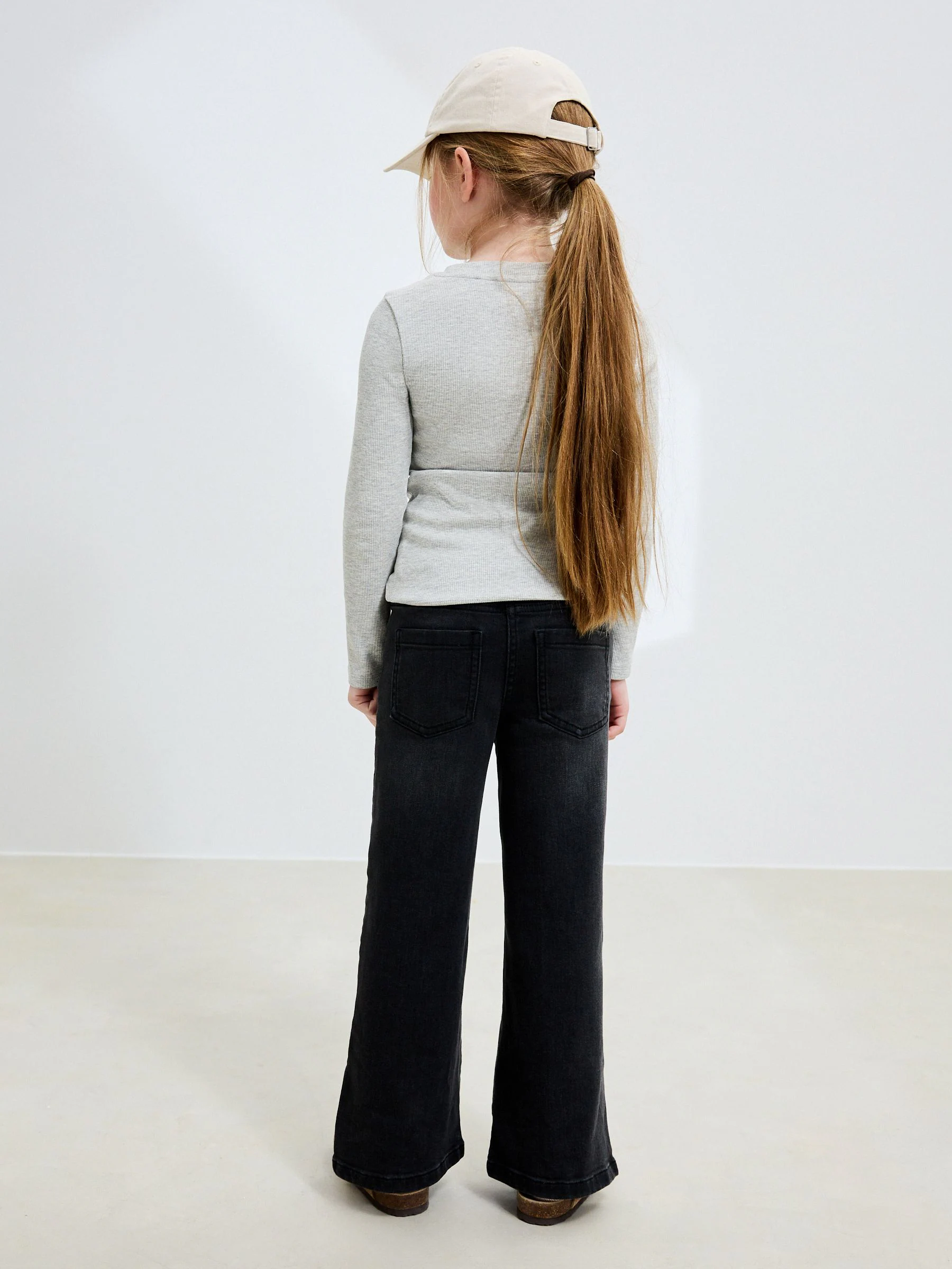 Antraciet - Flare jeans (3-16 jr)