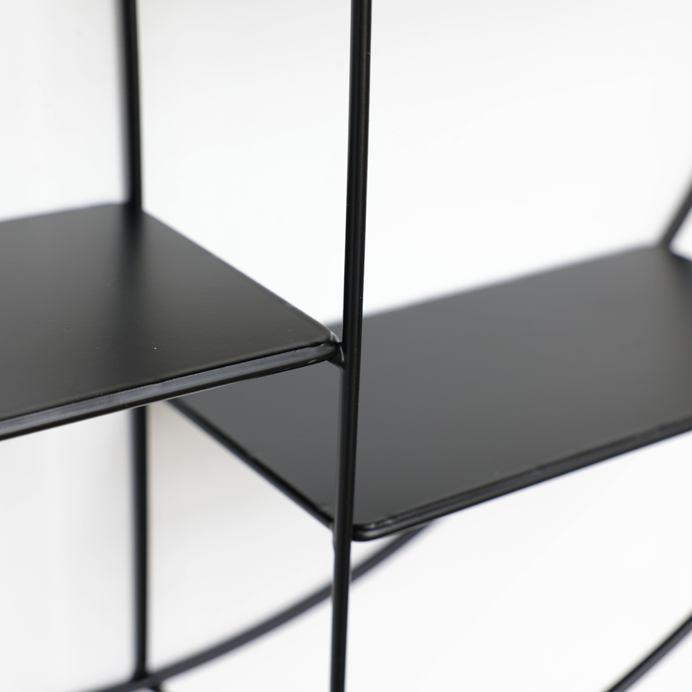 Etagère murale en métal noir avec 4 plaches - ronde - 50x10 cm