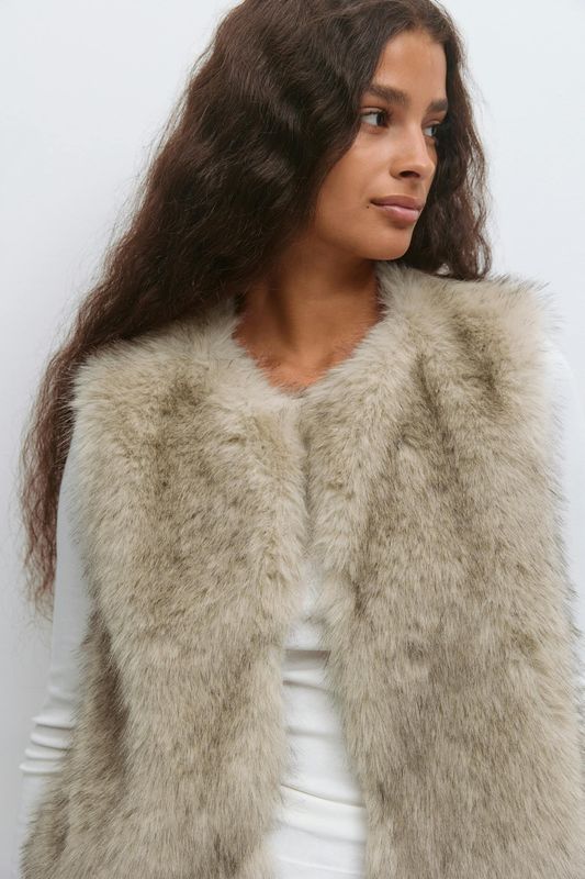 Faux Fur - Bont Vest - Beige - Gevoerd - Normale Pasvorm