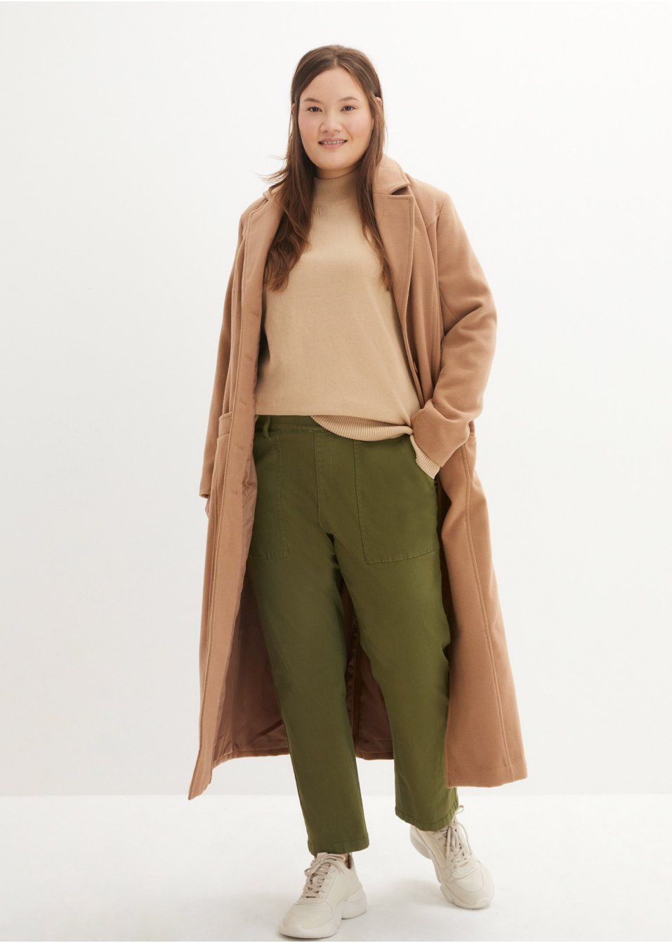 Pantalon en twill avec poches utility et taille confortable