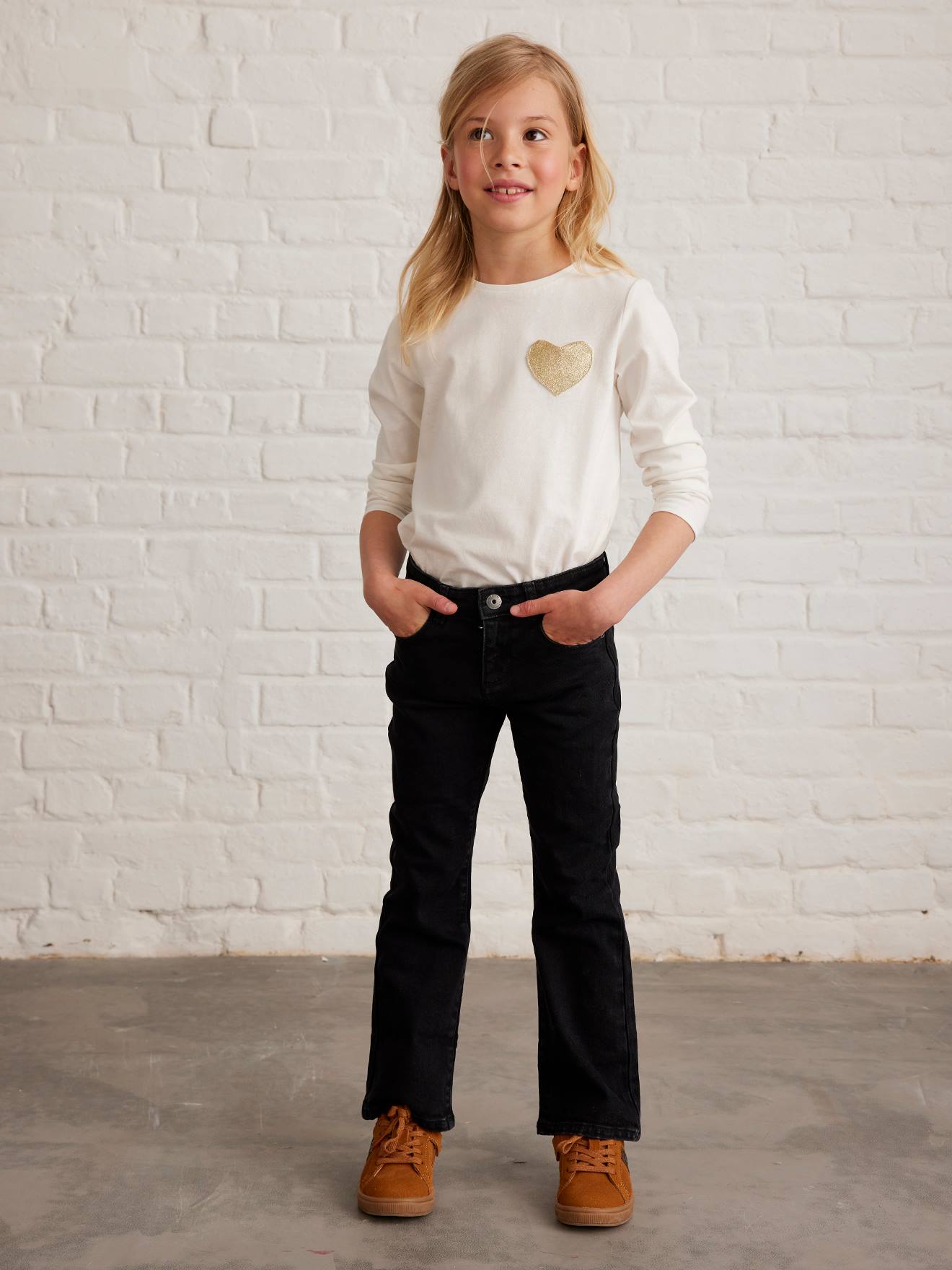 Calça jeans flare preta lisa para meninas