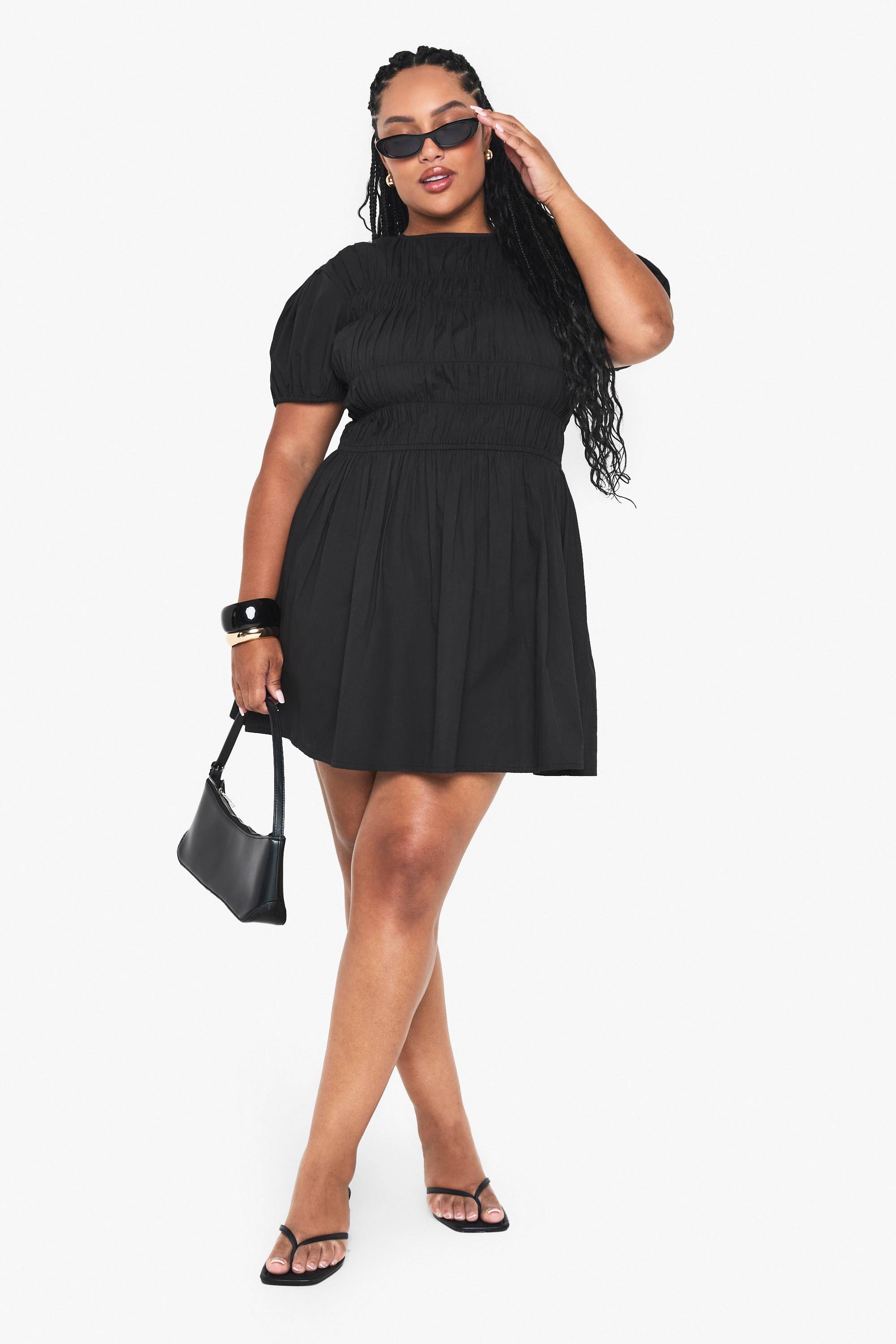 boohoo Robe Skater en Coton Shirred Grande Taille