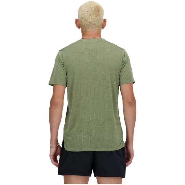 T-shirt trail NEW BALANCE ATHLETICS T-SHIRT M DARK OLIVINE