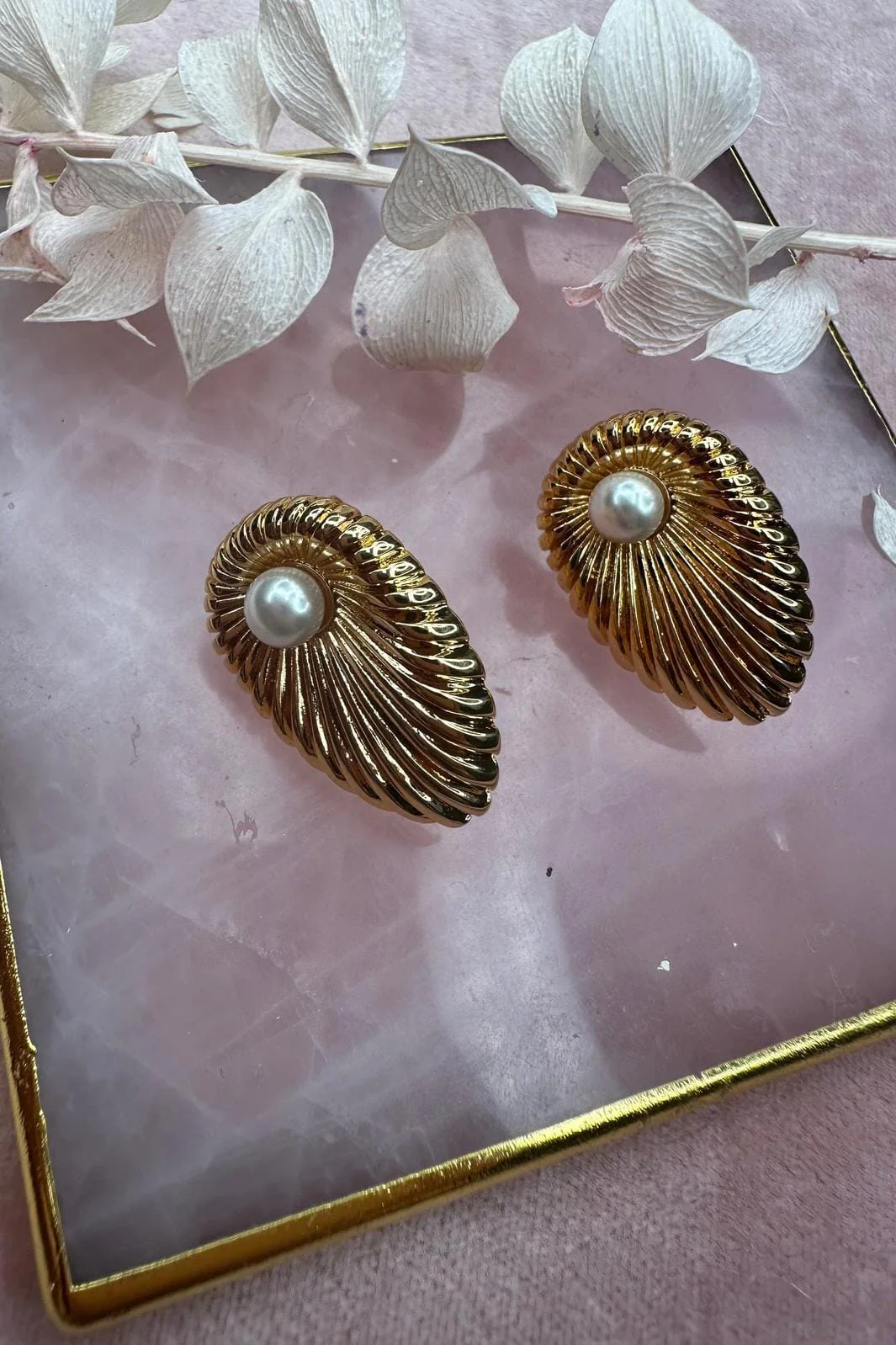 Mellow Moon Katarina Earring