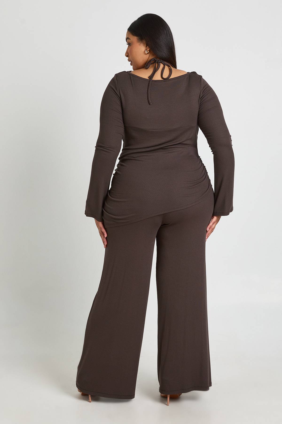 boohoo Pantalon Large À Double Épaisseur En Maille Côtelée Grande Taille