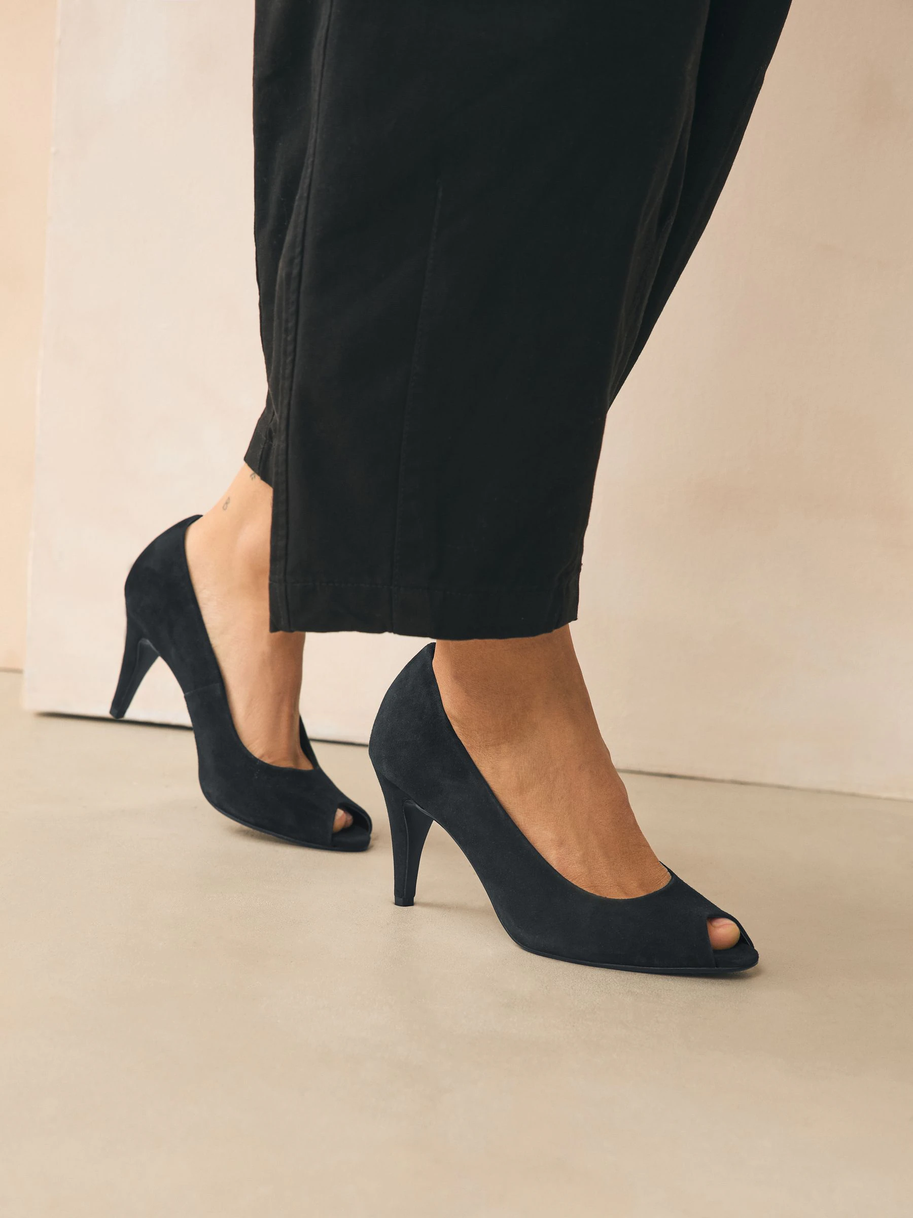 Zwart suède - Premium Leather Peep Toe Heels