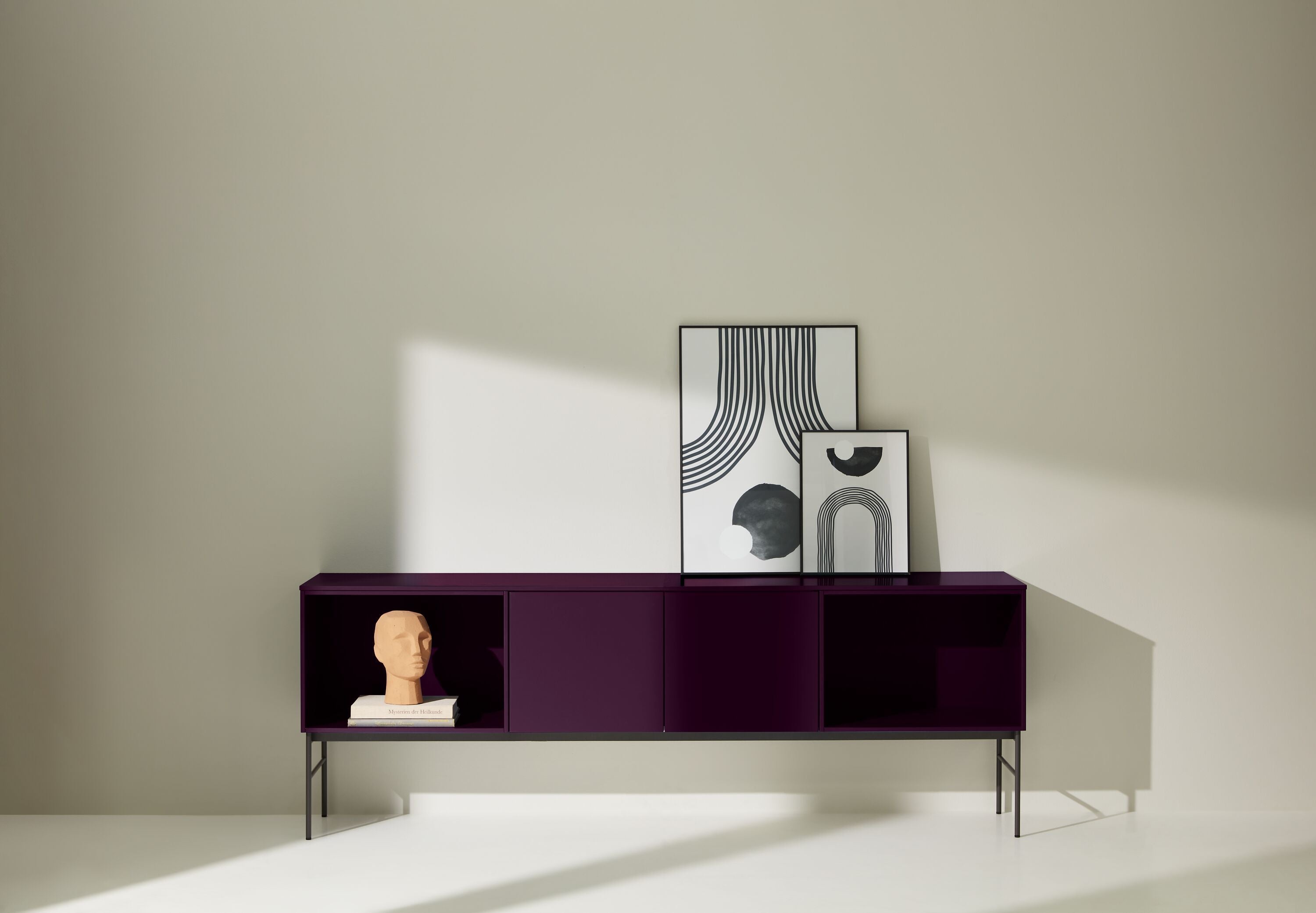 TILL Lowboard - Aubergine / B: 196.0 cm x T: 41.0 cm x H: 69.6 cm