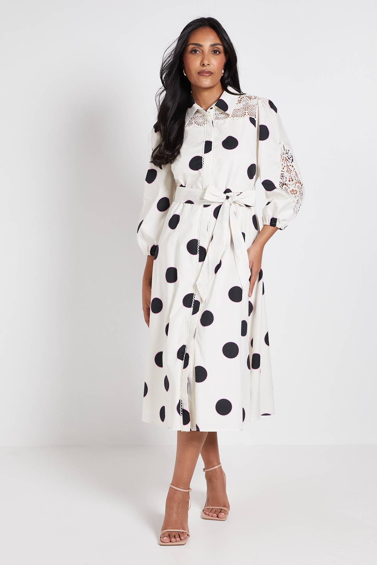 Wallis Robe Chemise Petite En Coton À Pois Avec Détails Ajourés