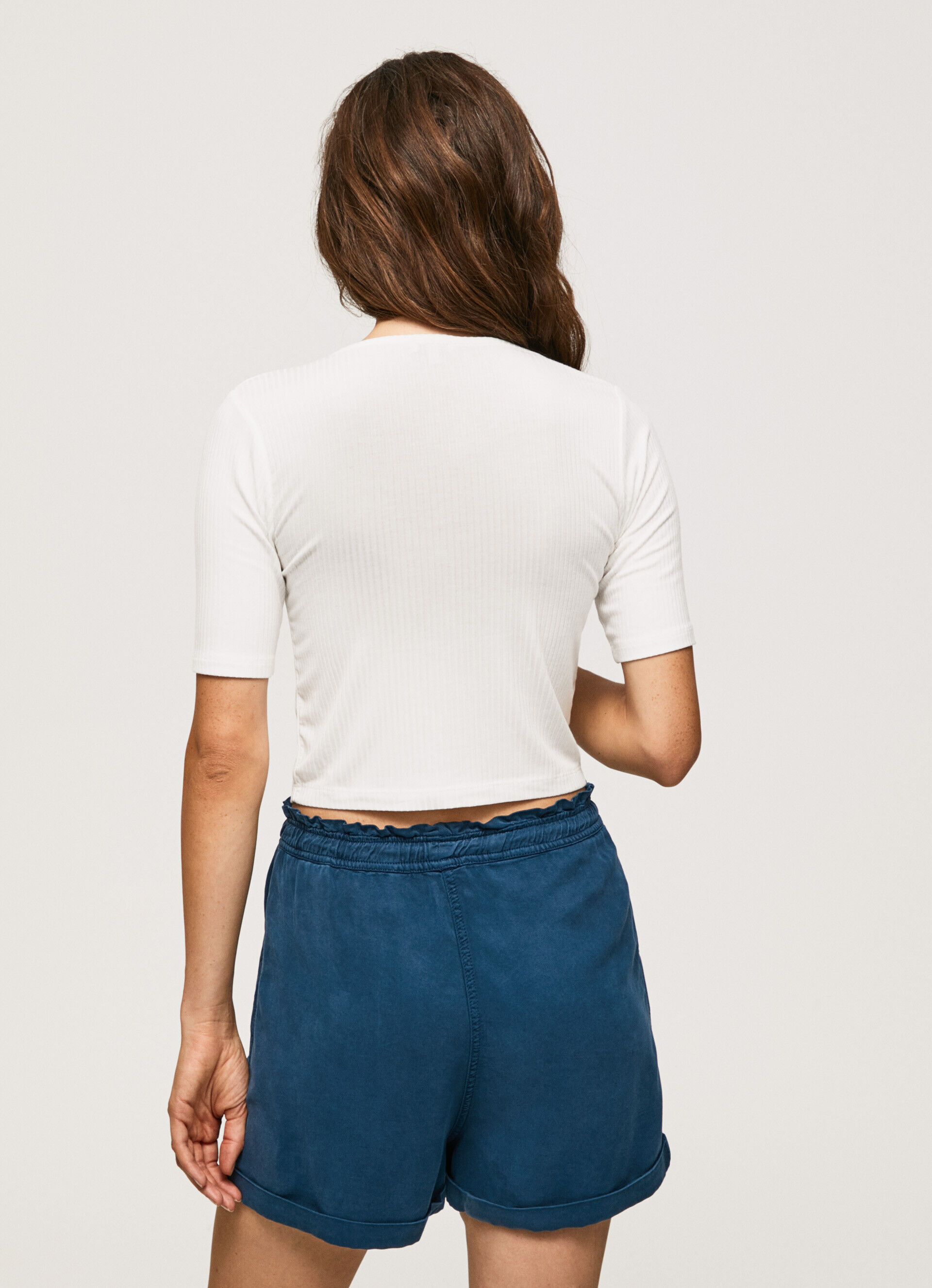 CAMISETA CARDIGAN CANELADA - branco mousse