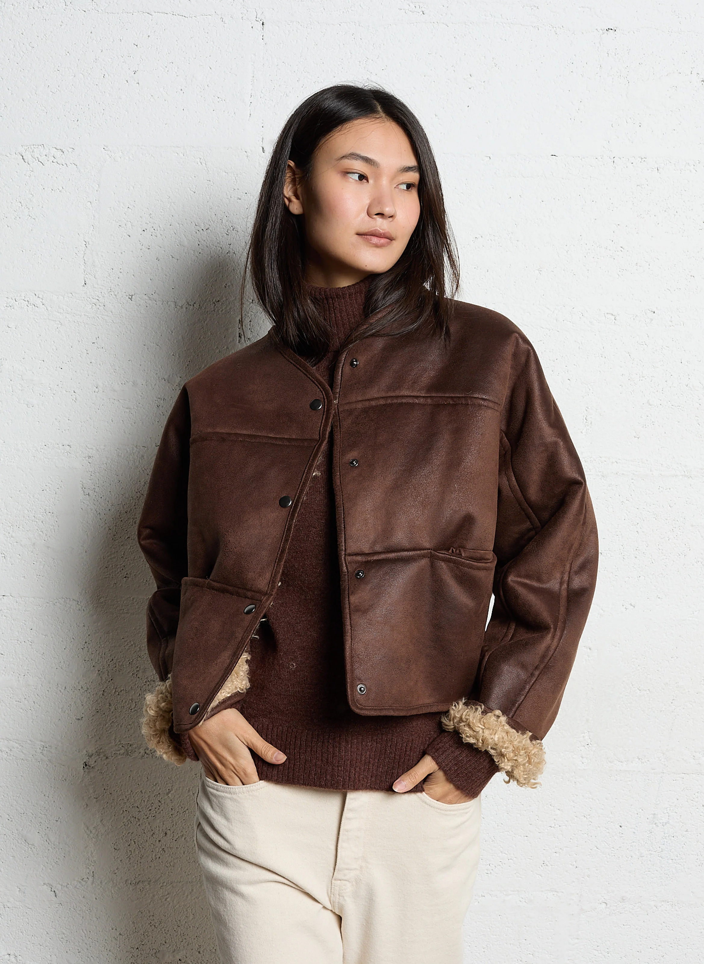 MANDY - Manteau court en fausse fourrure | Beige