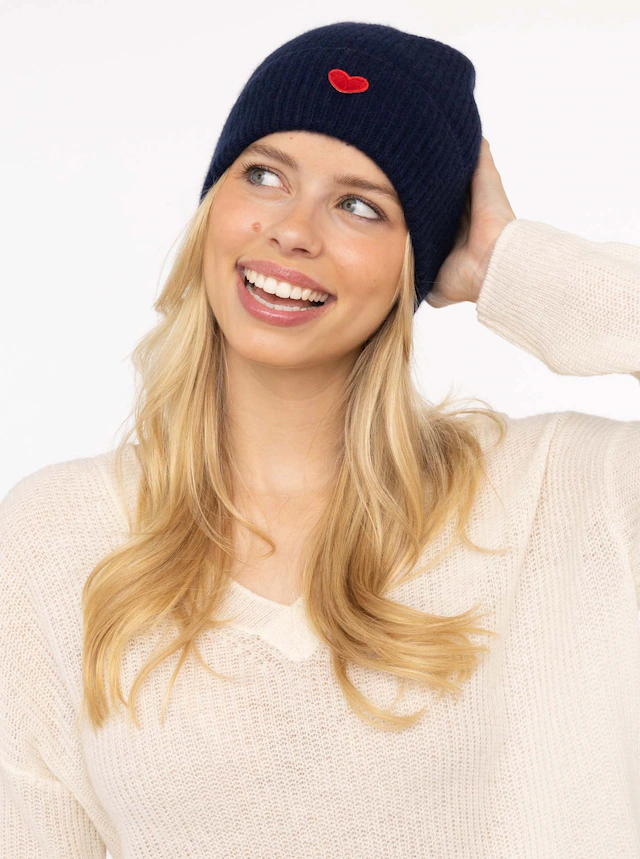 Zwillingsherz Beanie »Beanie with Heart-Patch«, Rippstrick, mit breitem Umschlag, wärmend