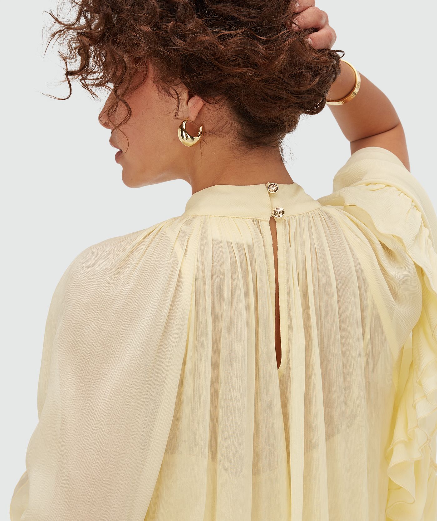 JV-OIVA oversized top met ruffle details - butter yellow