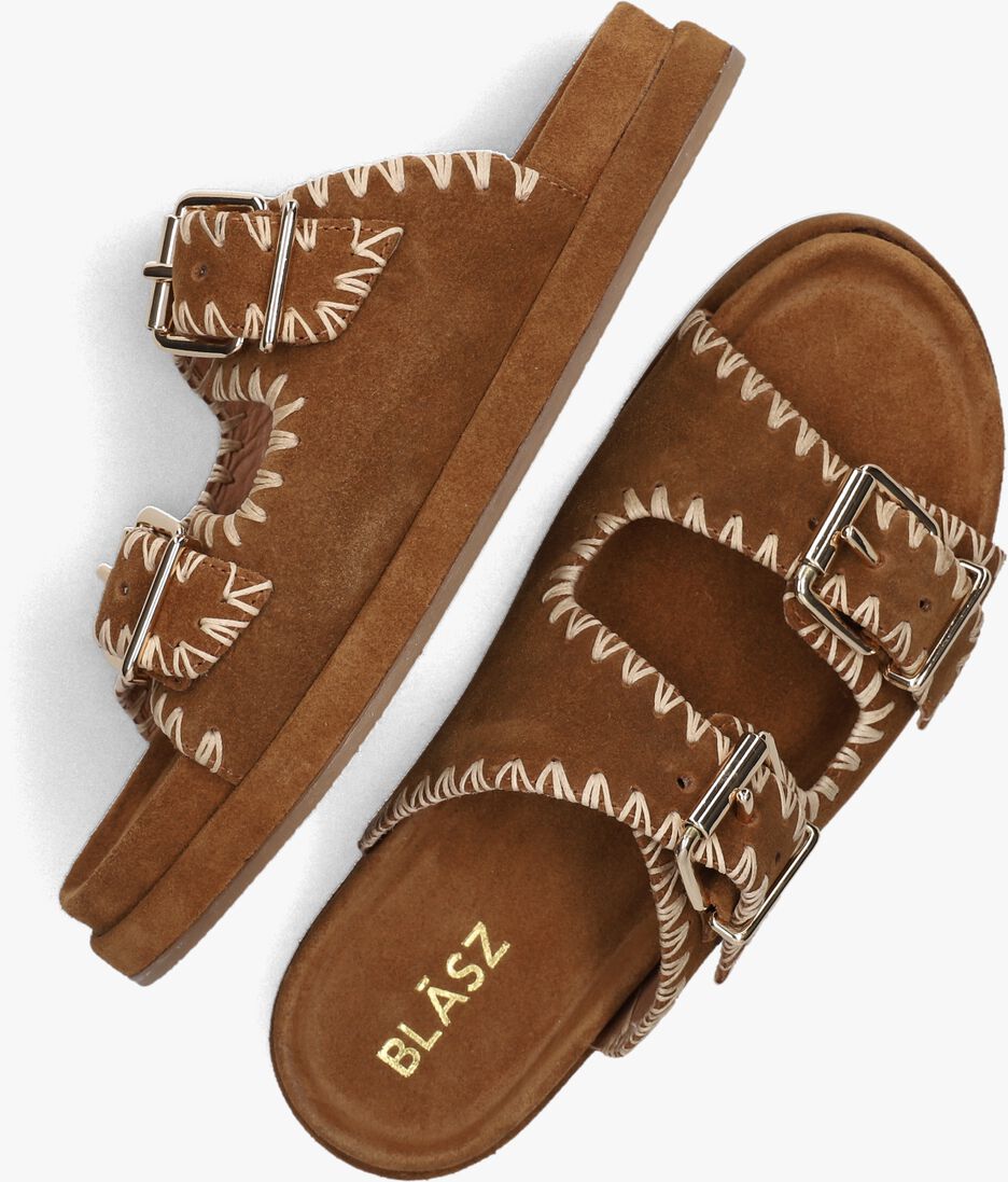 BLASZ camel blasz slippers lpmag-40