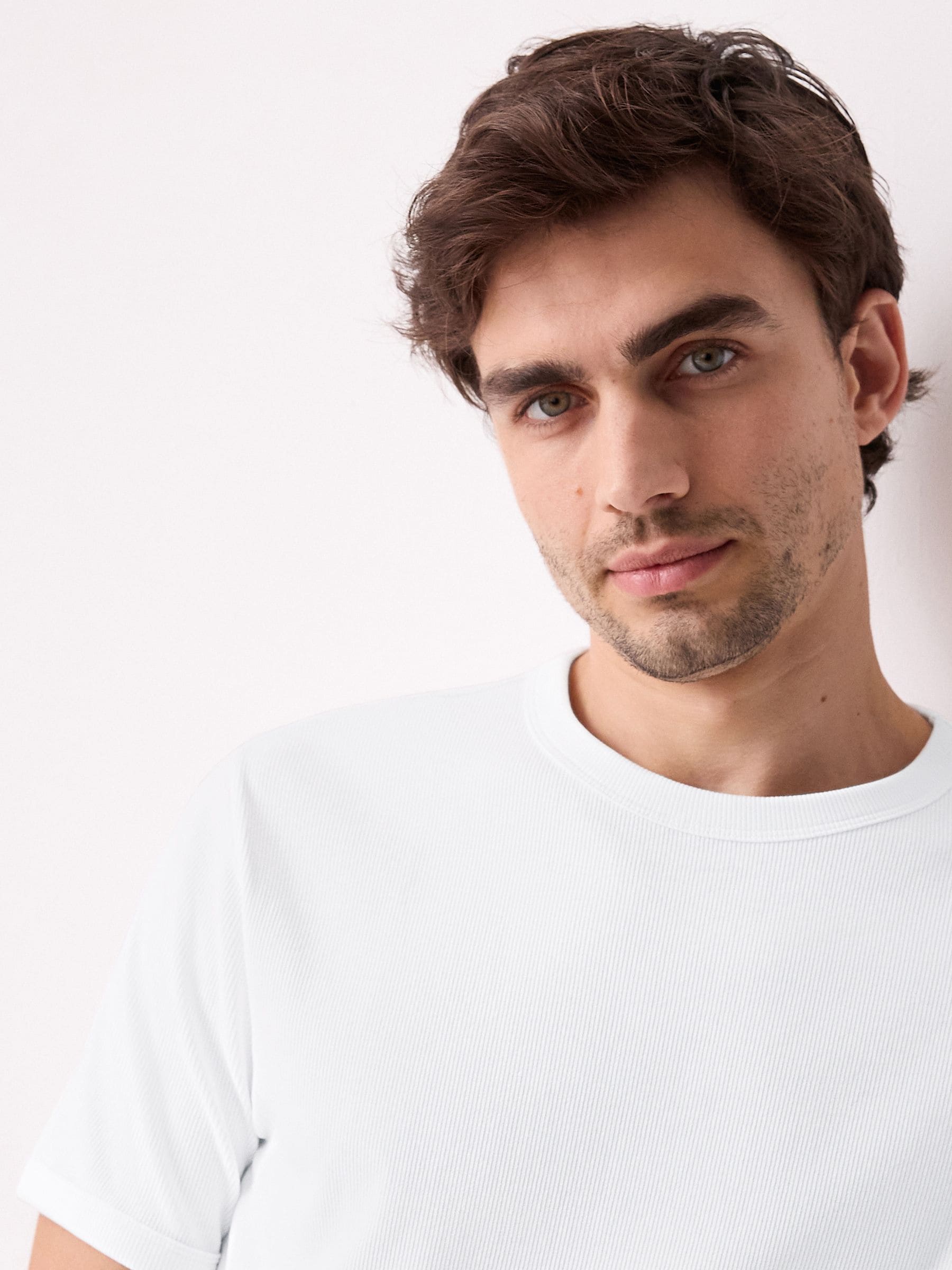 Wit - Geribd T-shirt met korte mouwen en ronde hals