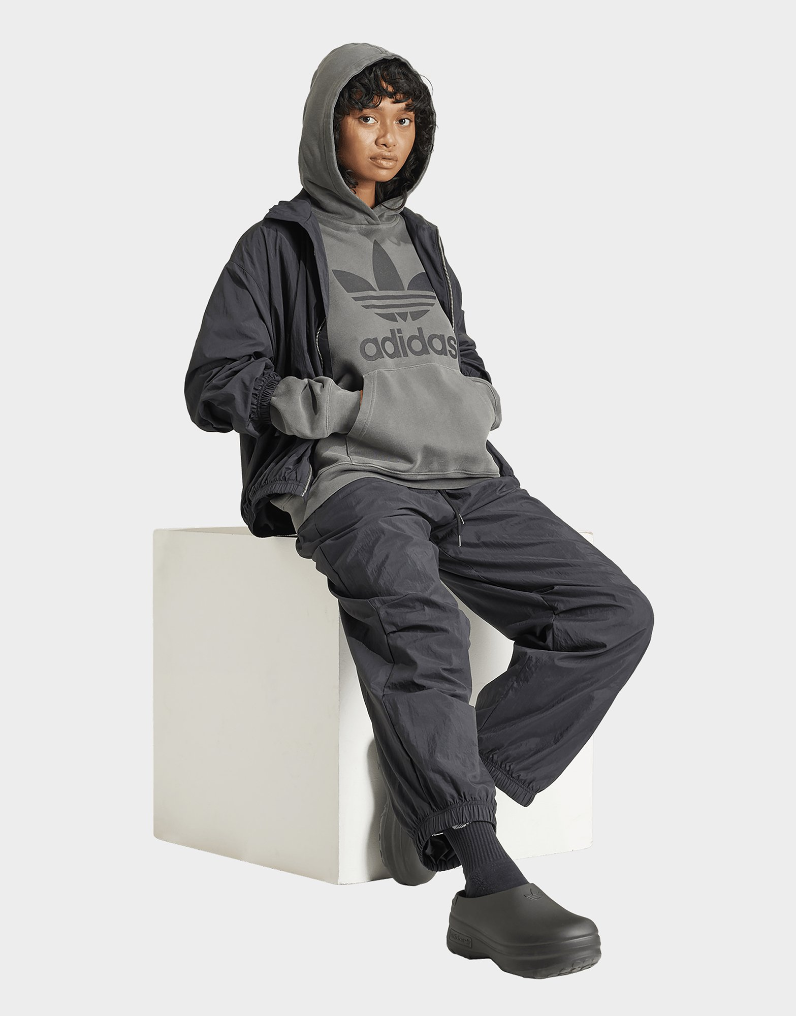 adidas Originals Sweat-shirt à capuche Trèfle délavé