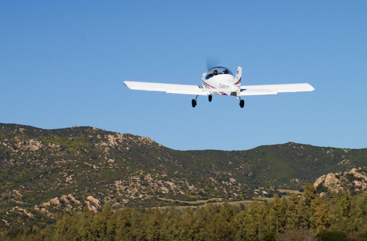 Rundflug im Ultraleichtflugzeug Freiburg im Breisgau (30 Min.)