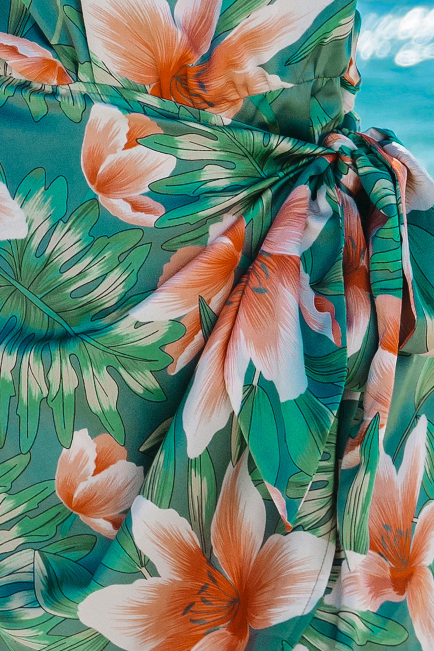 Robe mini à une épaule avec jupe à emballage tropicale verte