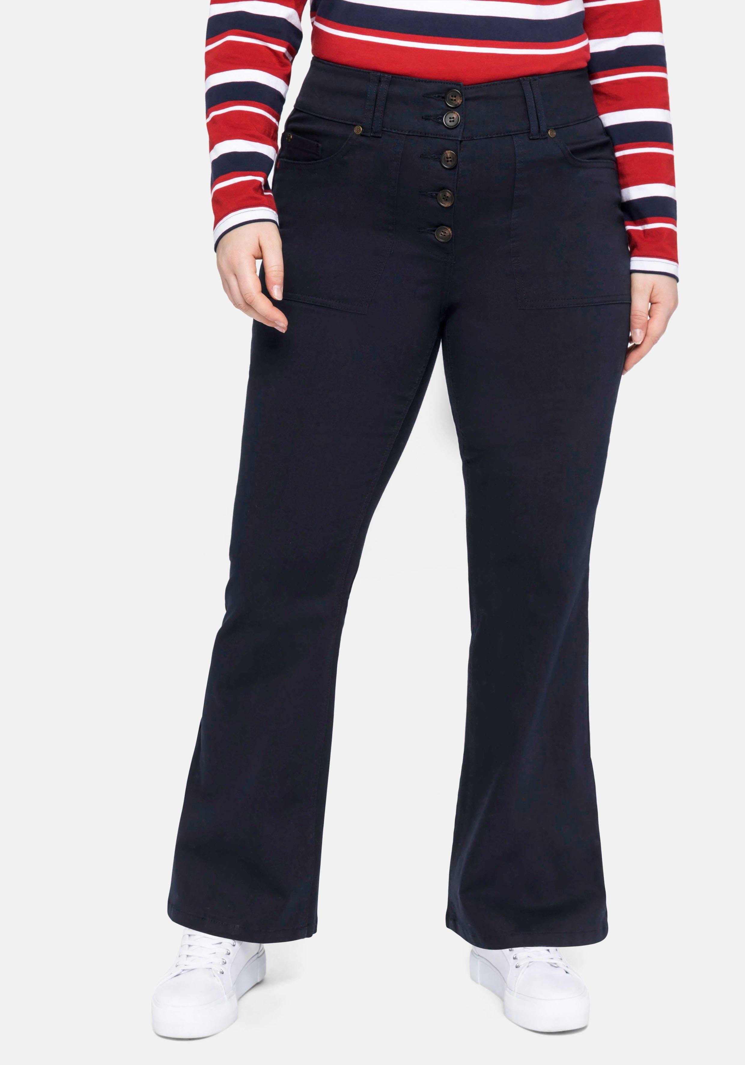 Bootcut-Hose mit markanter Knopfleiste