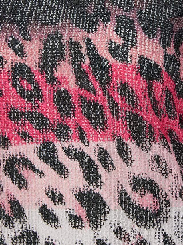 Blusenshirt Abstrakter Leo-Print