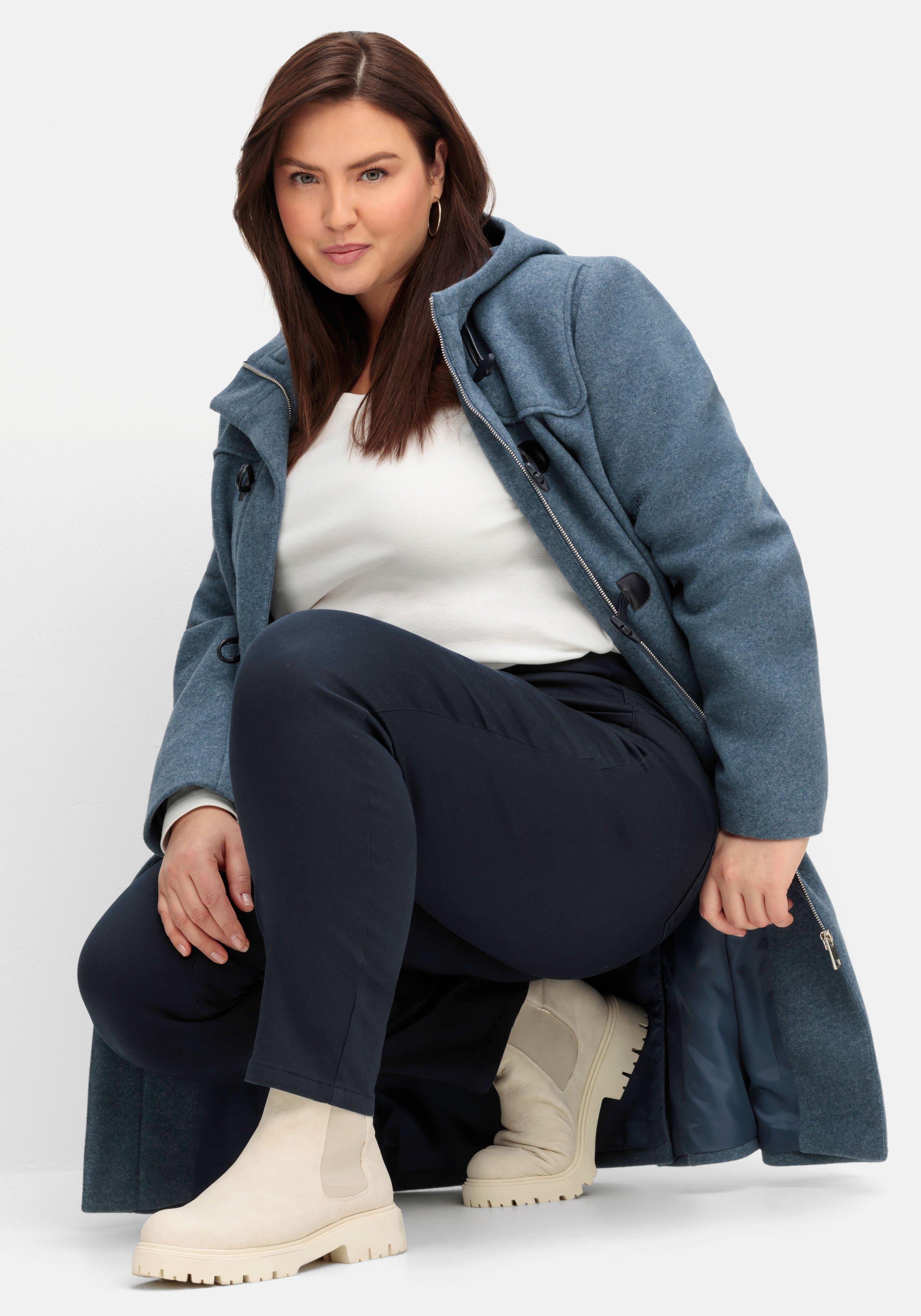 Schmale Twillhose im 5-Pocket-Stil, mit Ziernähten