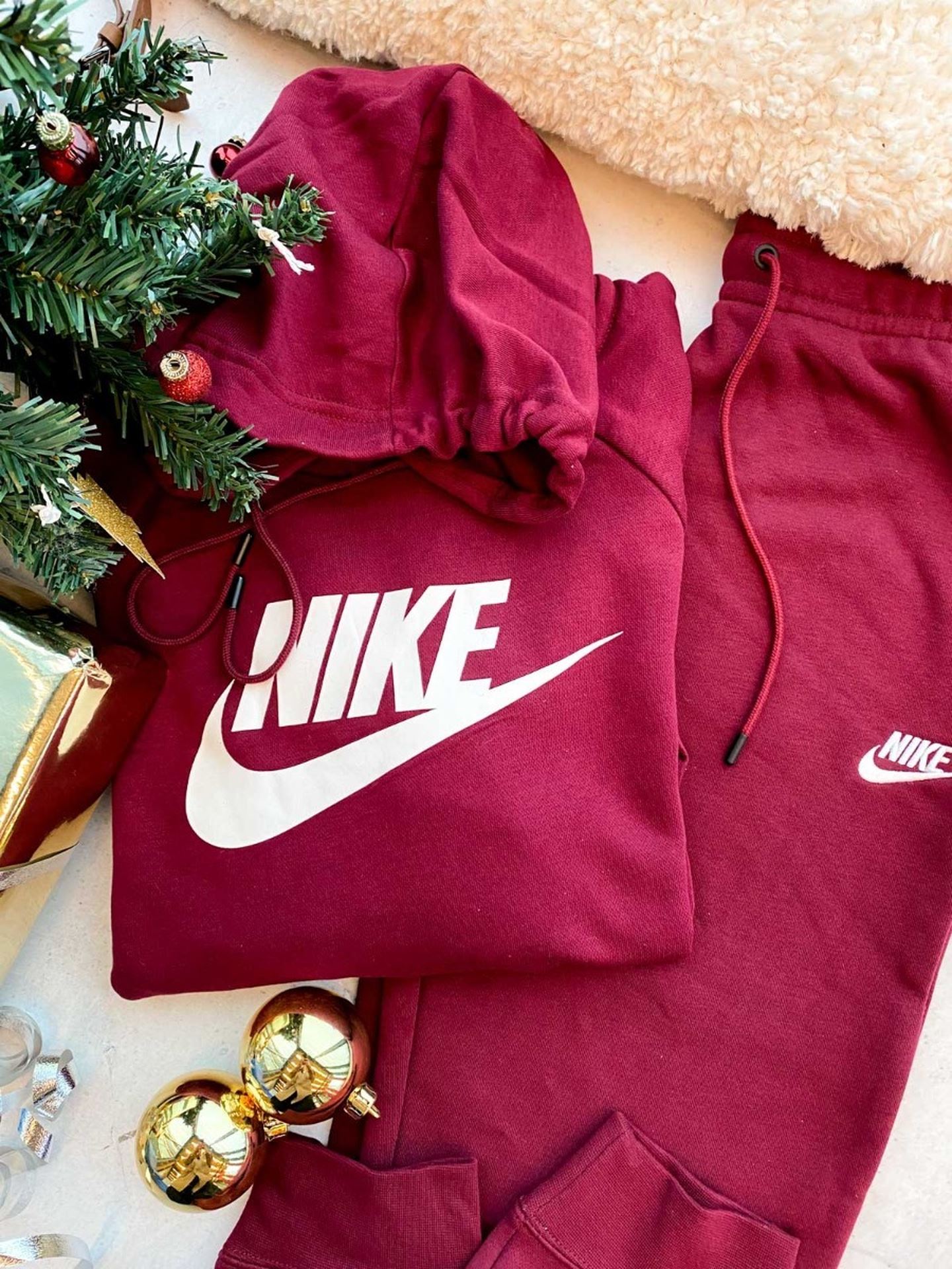Essential Hoodie
