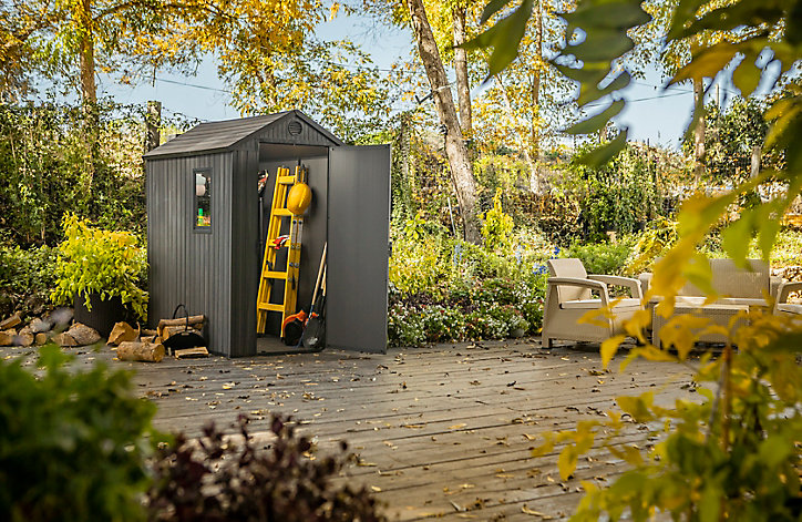 Abri de jardin + plancher Keter Darwin 4X6 en résine coloris gris ép.16 mm surface extérieure 2.32 m²