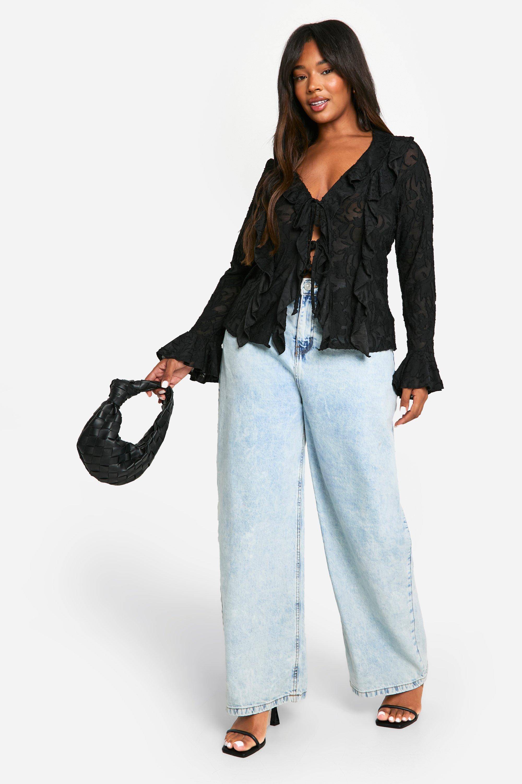 boohoo Plus Burnout Double Volant Blouse à Nouer à l'Avant