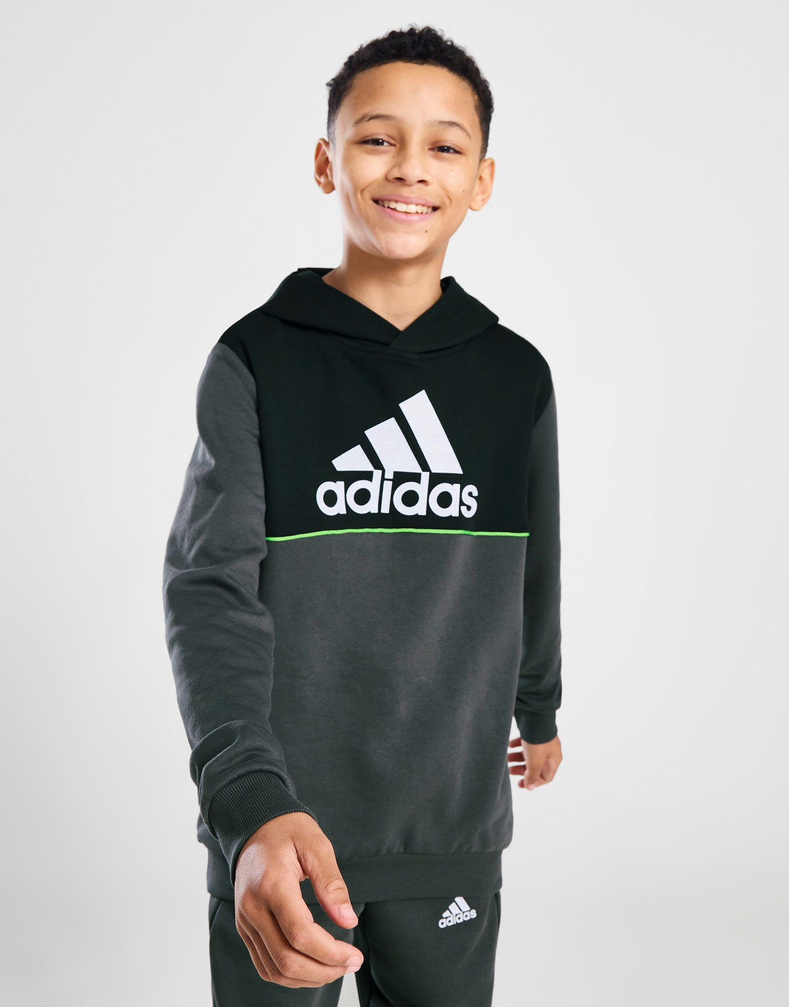 adidas Sweat à Capuche Badge of Sport Junior