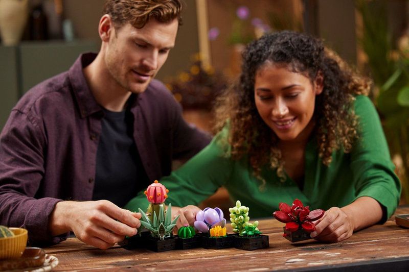 10309 LEGO Icons Vetplanten