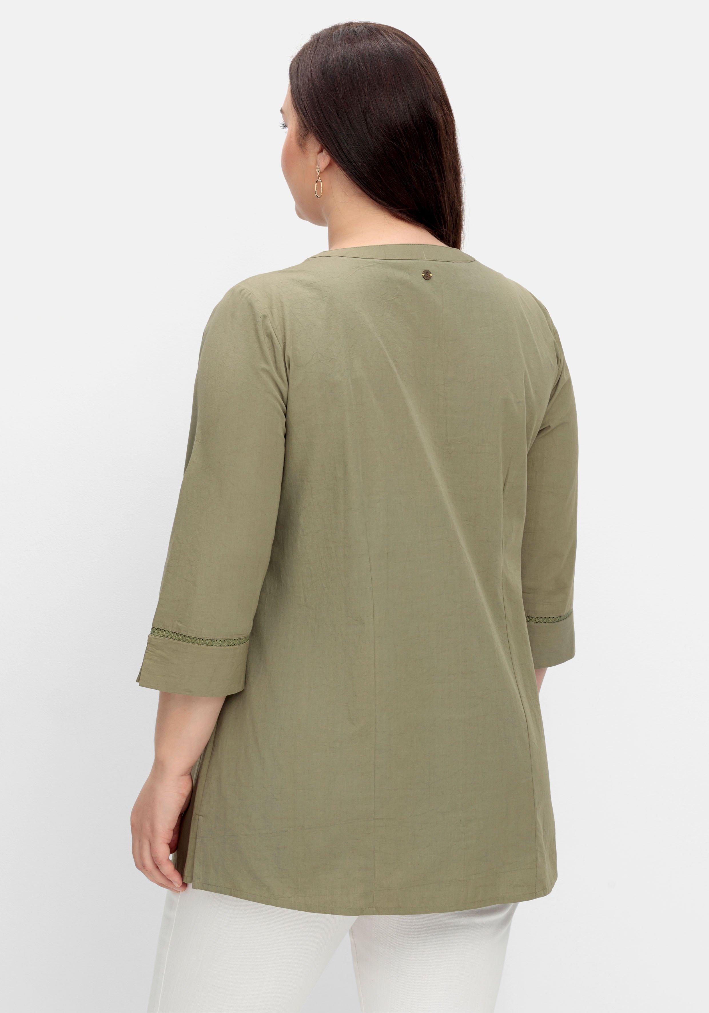 Bluse mit Biesen und Häkeldetails, aus Popeline
