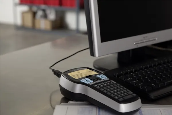 DYMO® LabelManager™ 420P Kitcase