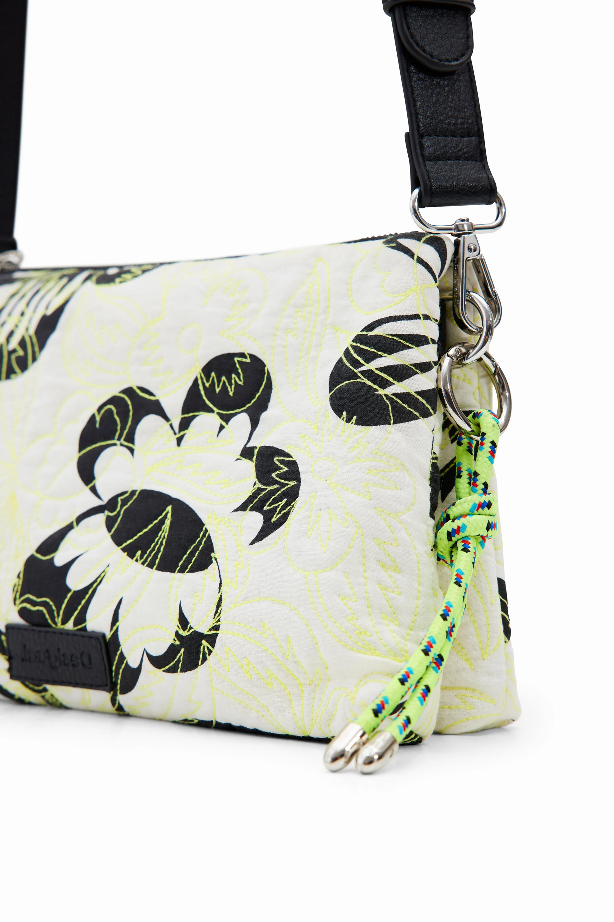 Bolsa de ombro floral bordada
