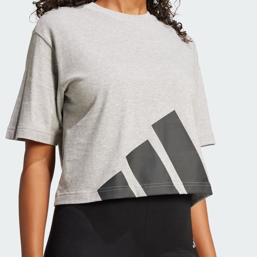 Adidas T-shirt boyfriend logo oversize Essentials