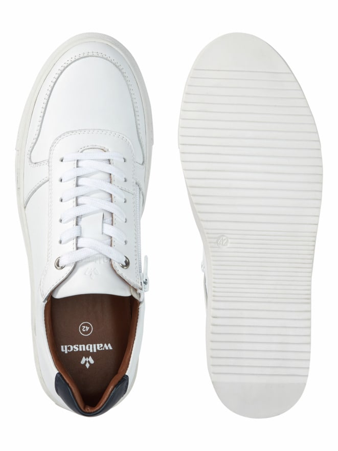 Club Court Sneaker
