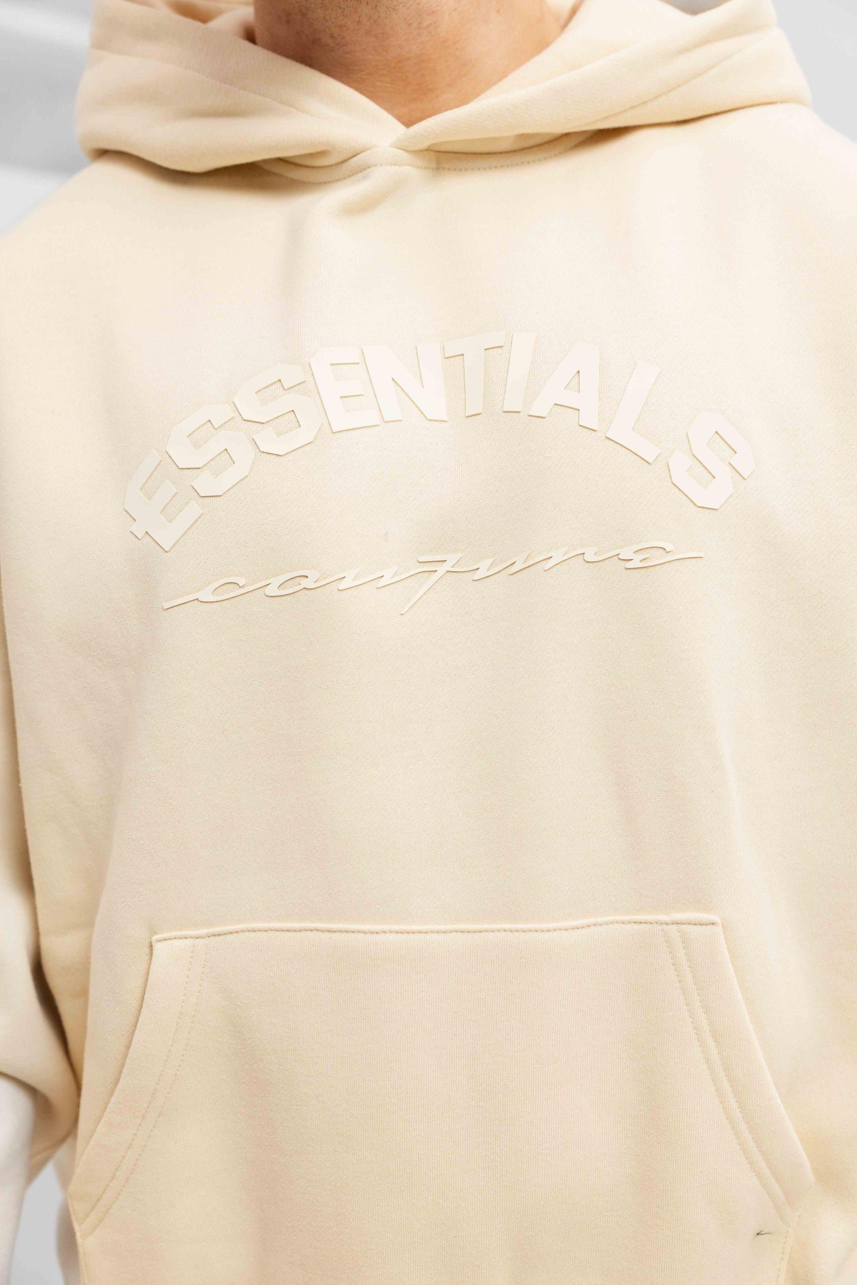 Cou7ure Essentials Basic Curve Trainingspak Heren Beige