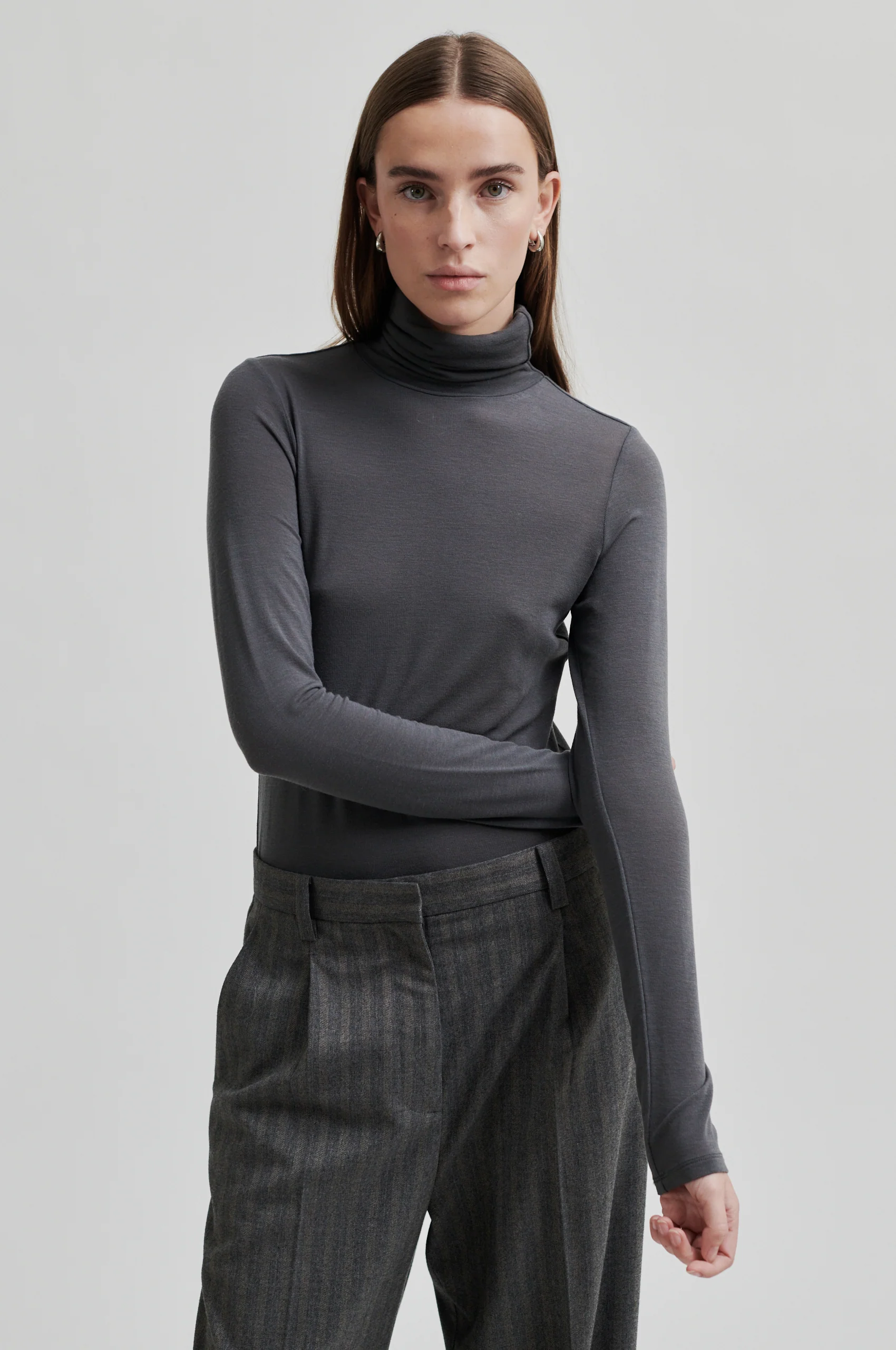 Second Female  Matima T-Neck langærmet t-shirt - Volcanic Ash