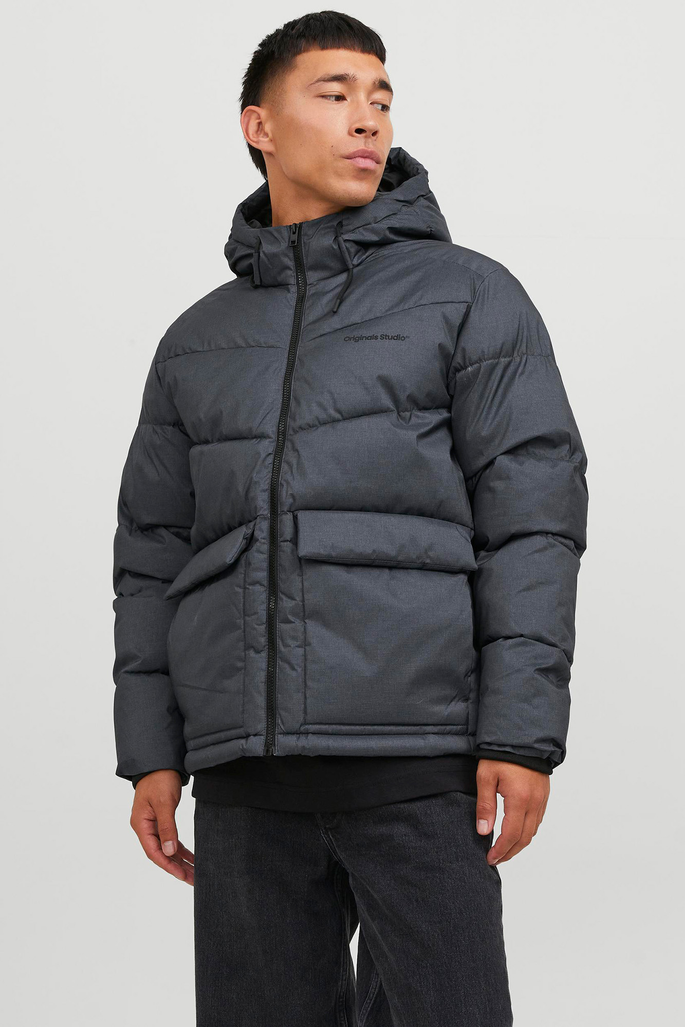 Jaqueta puffer com capuz
