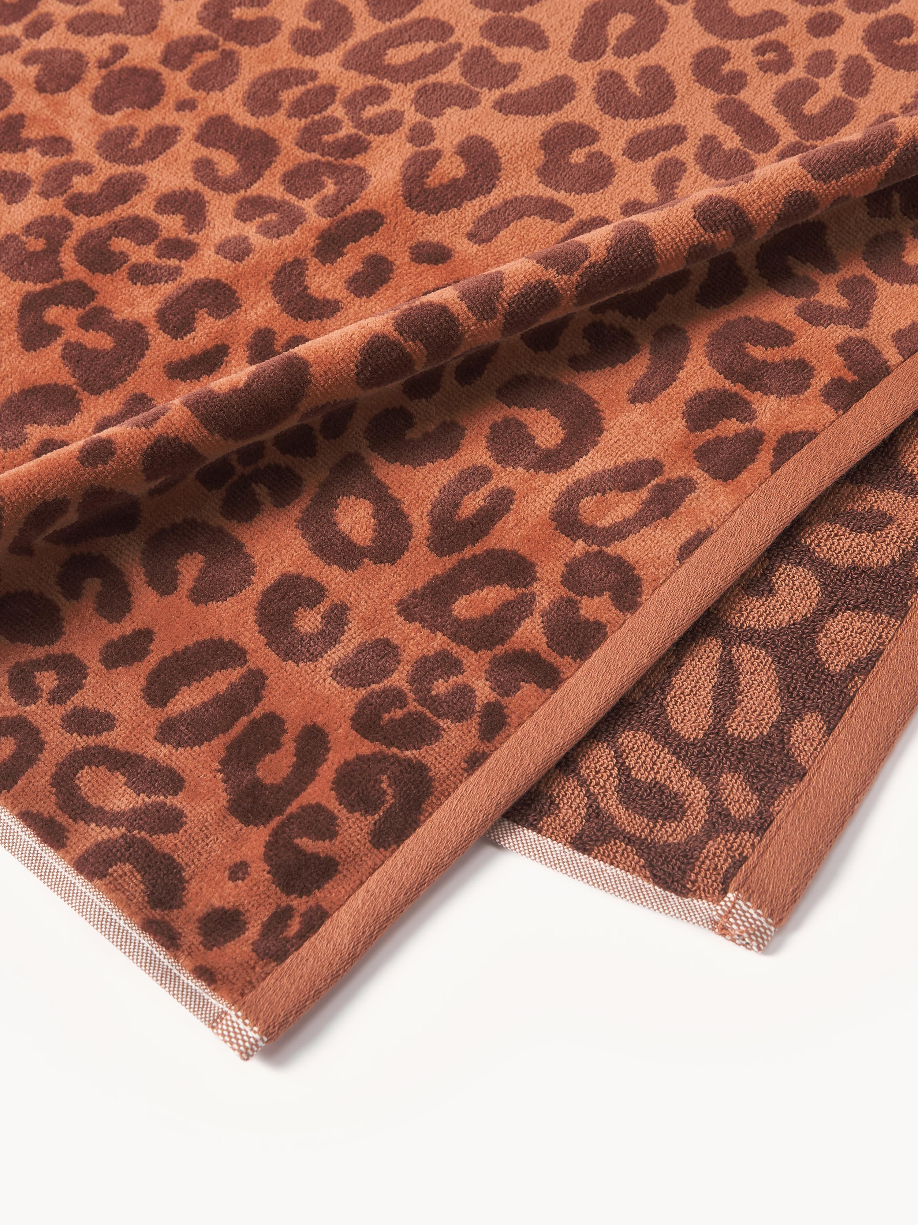 Handdoek Leo, in verschillende formaten