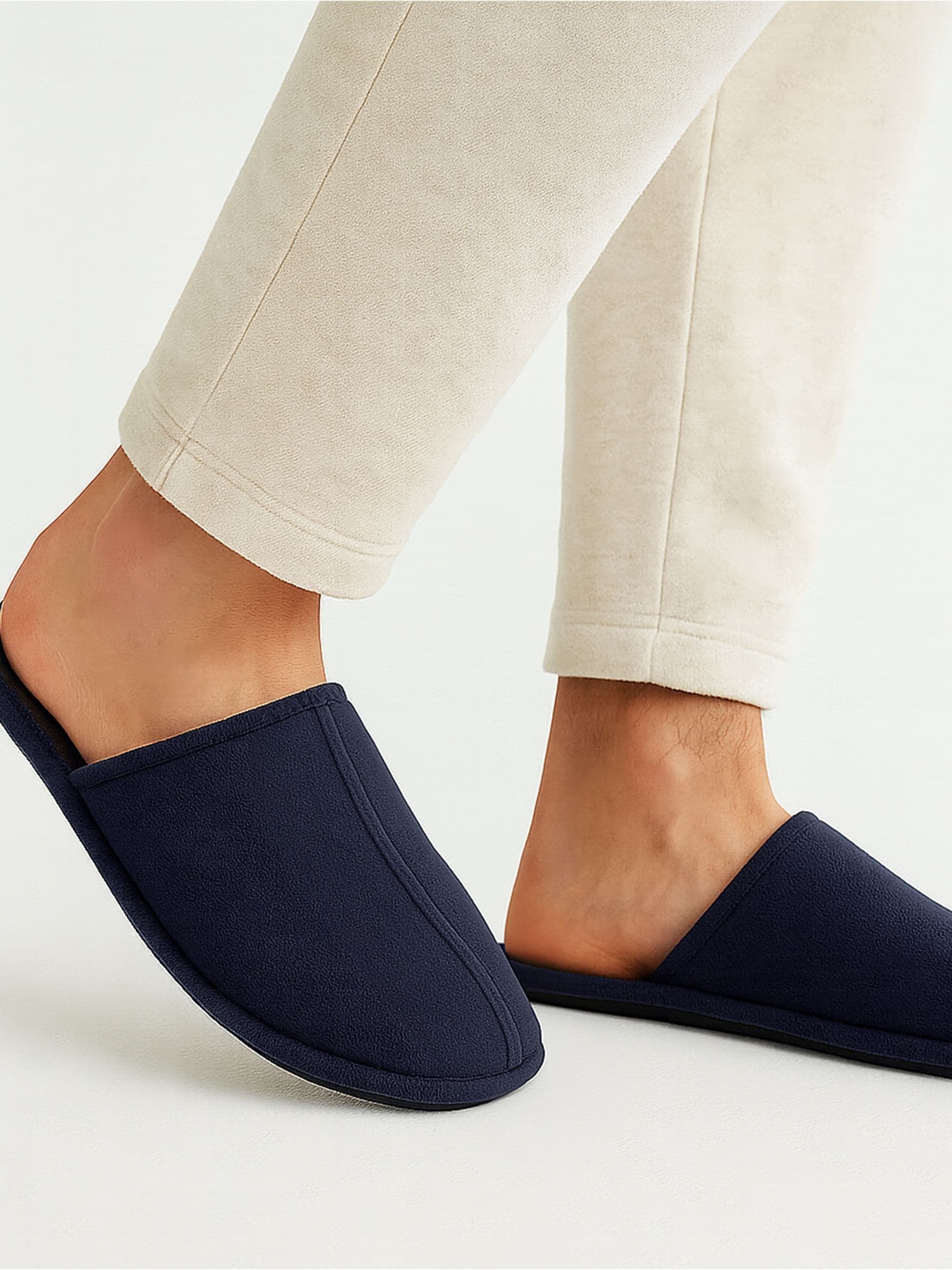 Totes Toasties Mens Centre Seam Mules