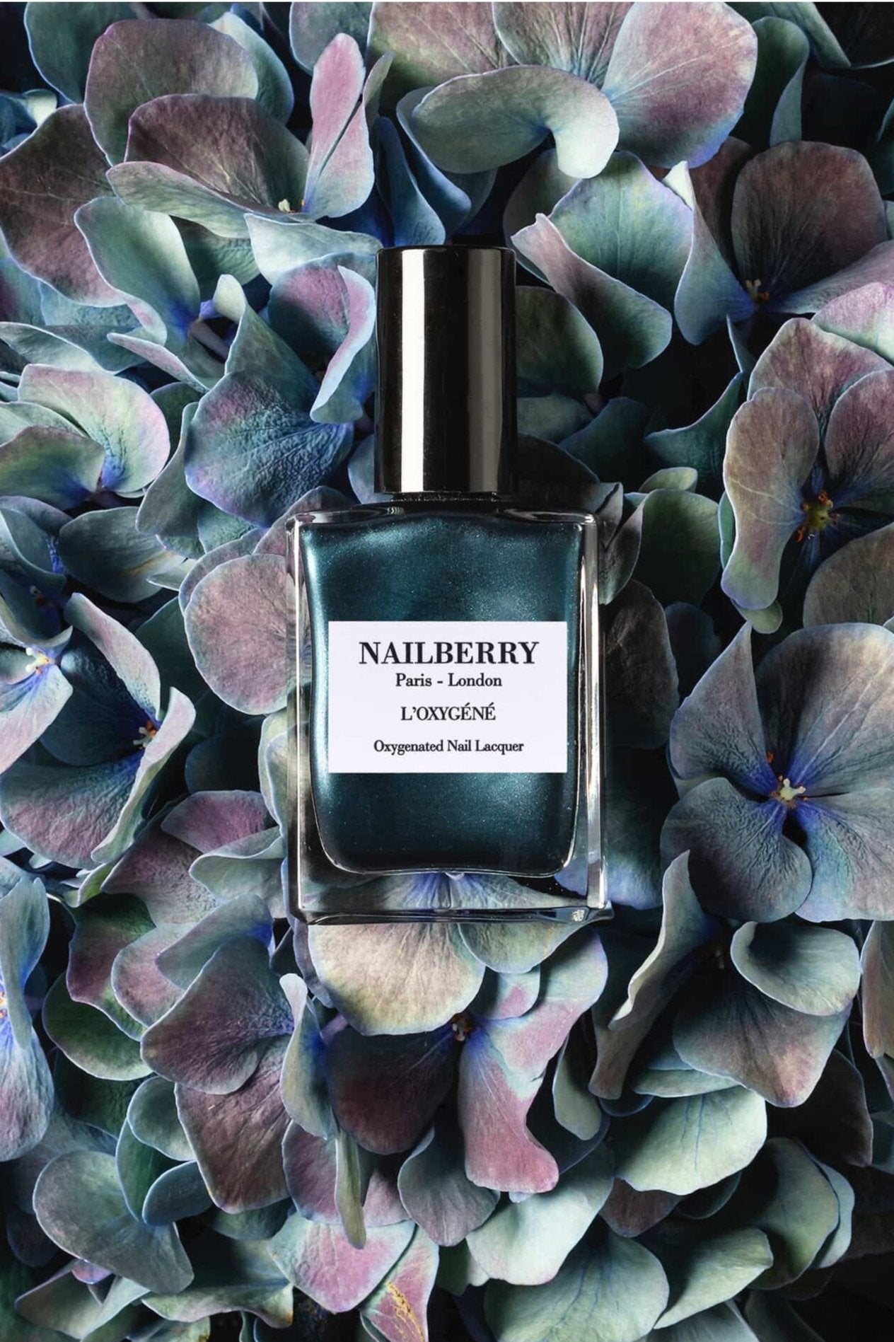 NAILBERRY  Galactic Neglelak, Pearlised Stormy Grey - 15 ml.