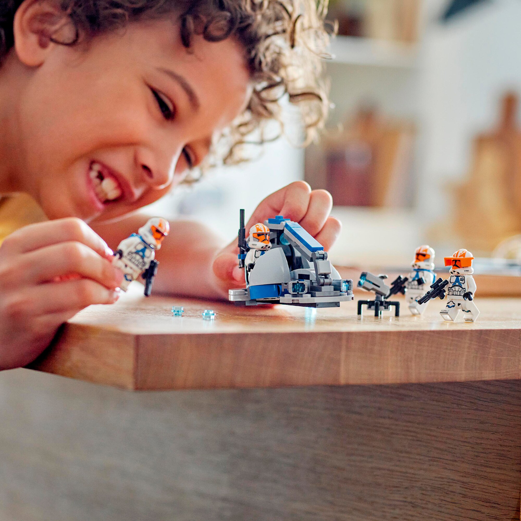 LEGO Konstruktionsspielzeug Star Wars Ahsokas Clone Trooper der 332. Kompanie - Battle Pack