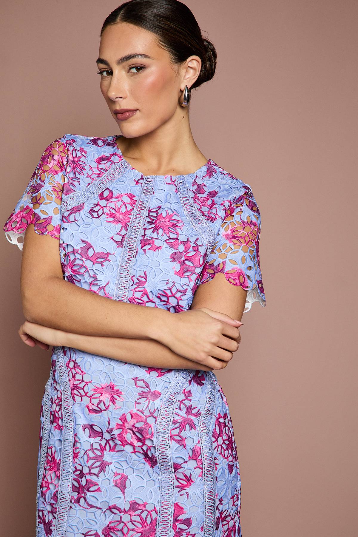Coast Robe Crayon Mi-Longue en Dentelle Imprimée