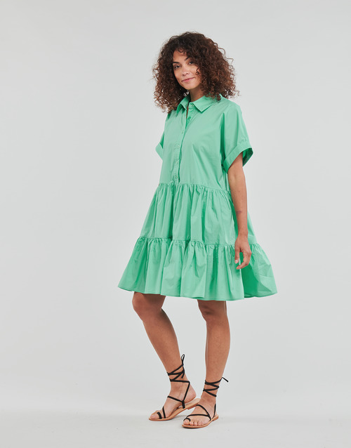 Molly Bracken - NL12AP - Vert