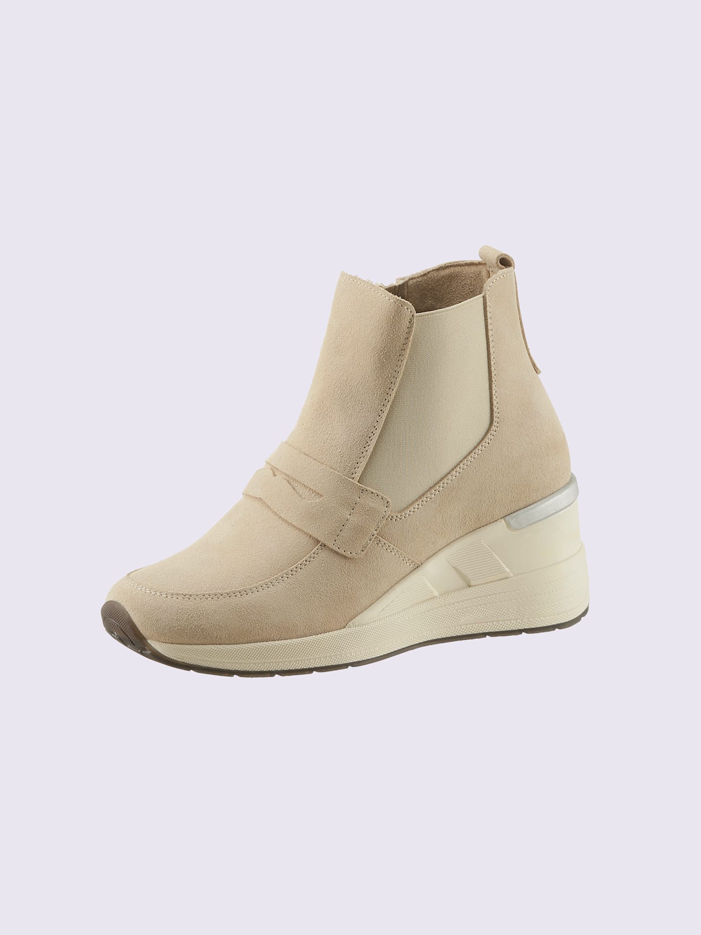 Bottines cuir velours de vache.
