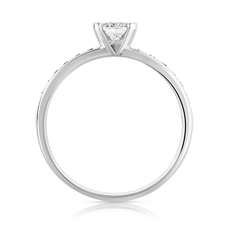 Bague solitaire or 750 blanc diamant 60/100e de carat
