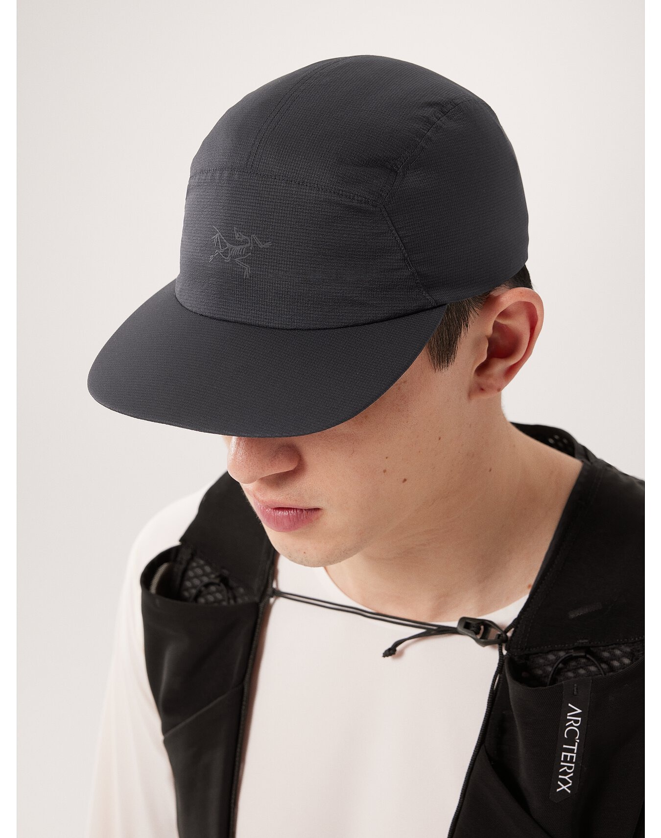 Norvan Regular Brim Hat Black